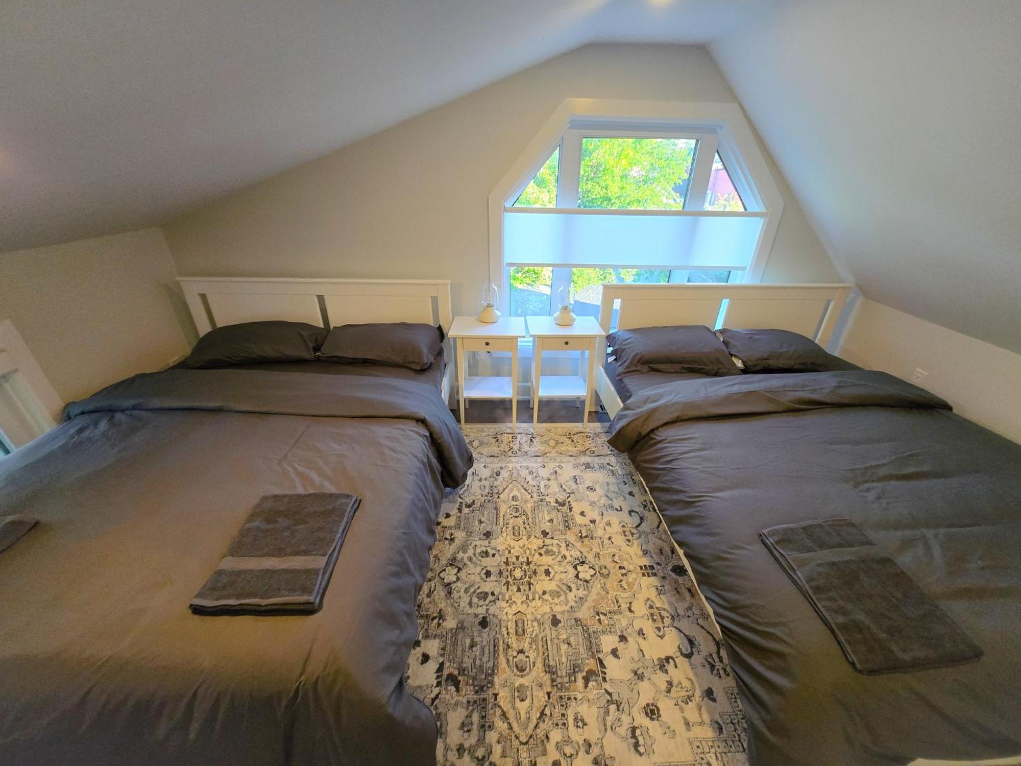 Byward-Market Luxury Guesthouse Ottawa Exterior photo